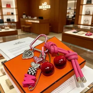 Hermès Charm Pink Red Knotted Leather Bracelet