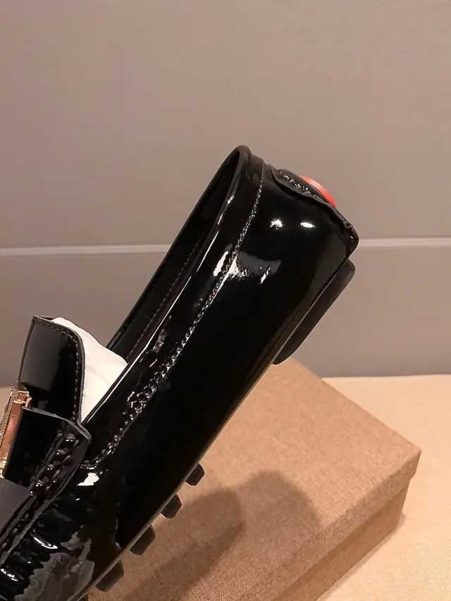 Hermès Constance Mocassin Noir Doré Cuir Patenté Boucle Métallique 'H' 7