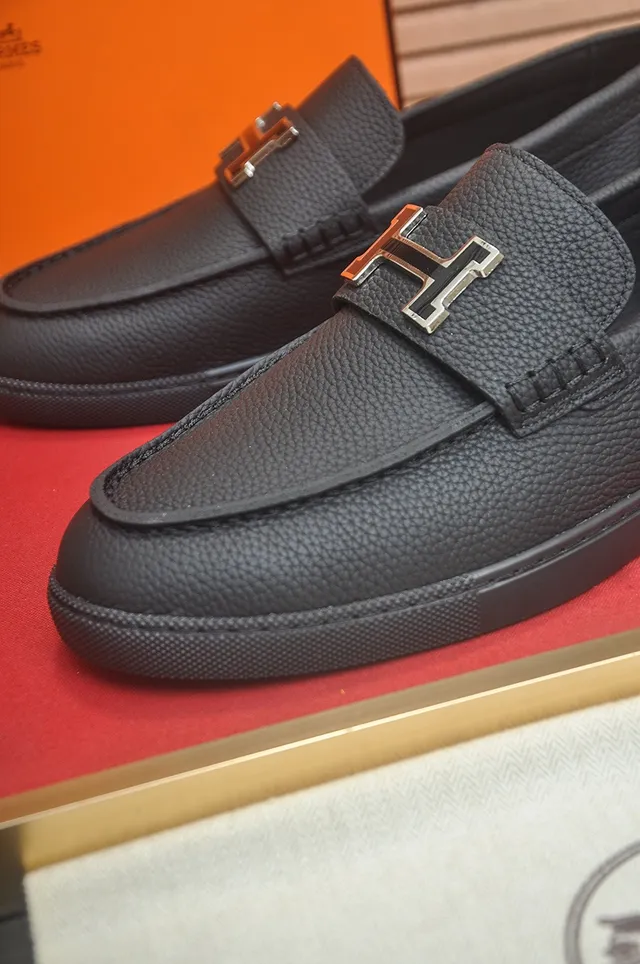 Hermès H Loafer Mocassins Preto Couro Granulado Fivela de Metal 8