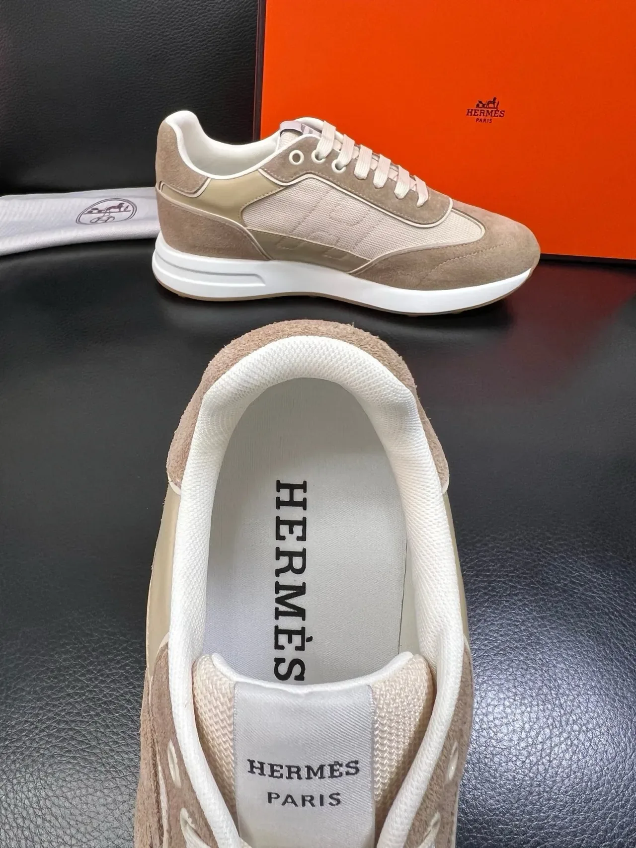 Hermès H Logo Beige Daim Maille Sneakers Lifestyle 4