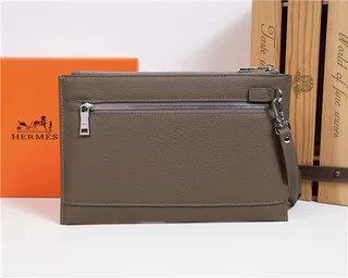 Hermès Navy Textured Pebbled Leather Embossed H Logo Wristlet 7