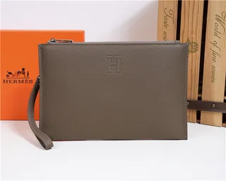 Hermès Navy Textured Pebbled Leather Embossed H Logo Wristlet 10