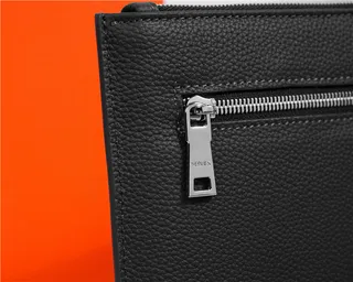 Hermès Navy Textured Pebbled Leather Embossed H Logo Wristlet 15