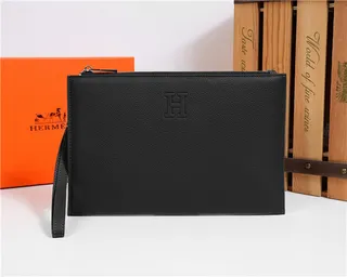 Hermès Navy Textured Pebbled Leather Embossed H Logo Wristlet 19