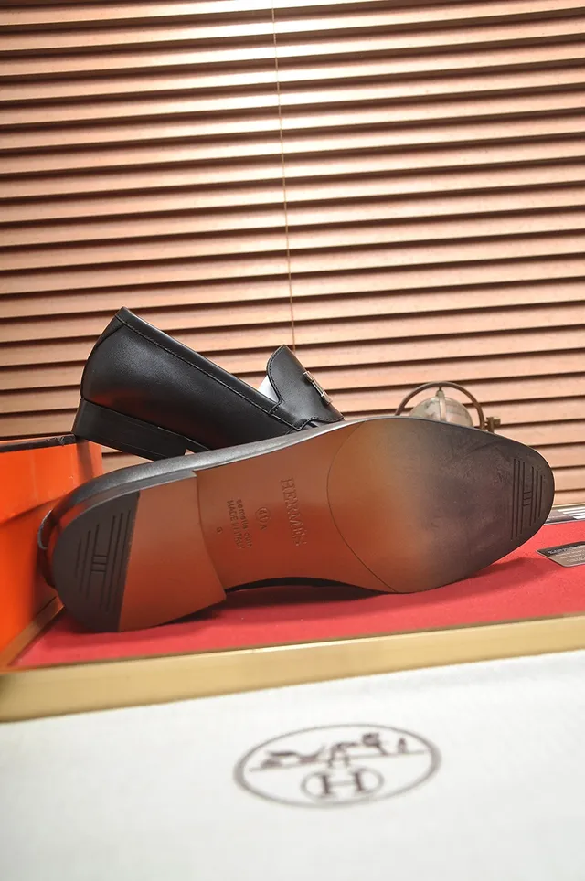 Hermès Oran loafers en cuir noir avec boucle H-Buckle 3