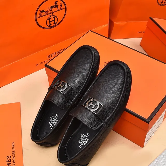 Hermès Oran Black Pebbled Leather Loafers 3