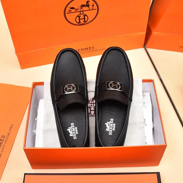 Hermès Oran Black Pebbled Leather Loafers 4
