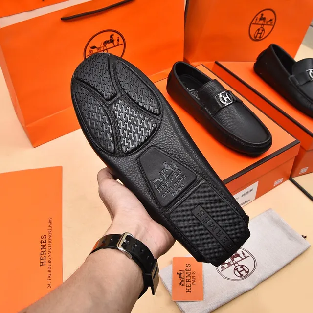Hermès Oran Black Pebbled Leather Loafers 5