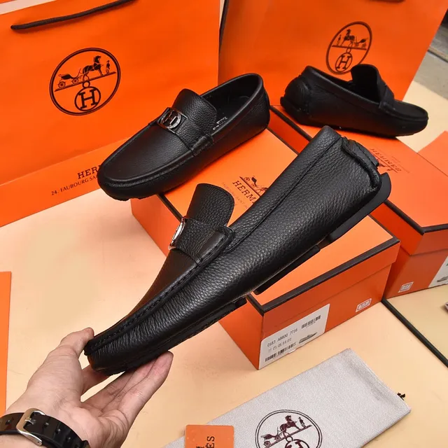 Hermès Oran Black Pebbled Leather Loafers 8