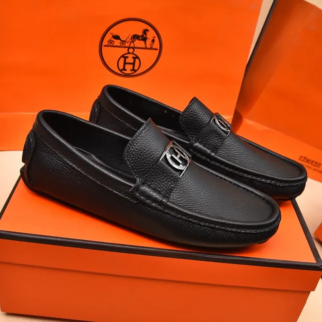 Hermès Oran Black Pebbled Leather Loafers 9