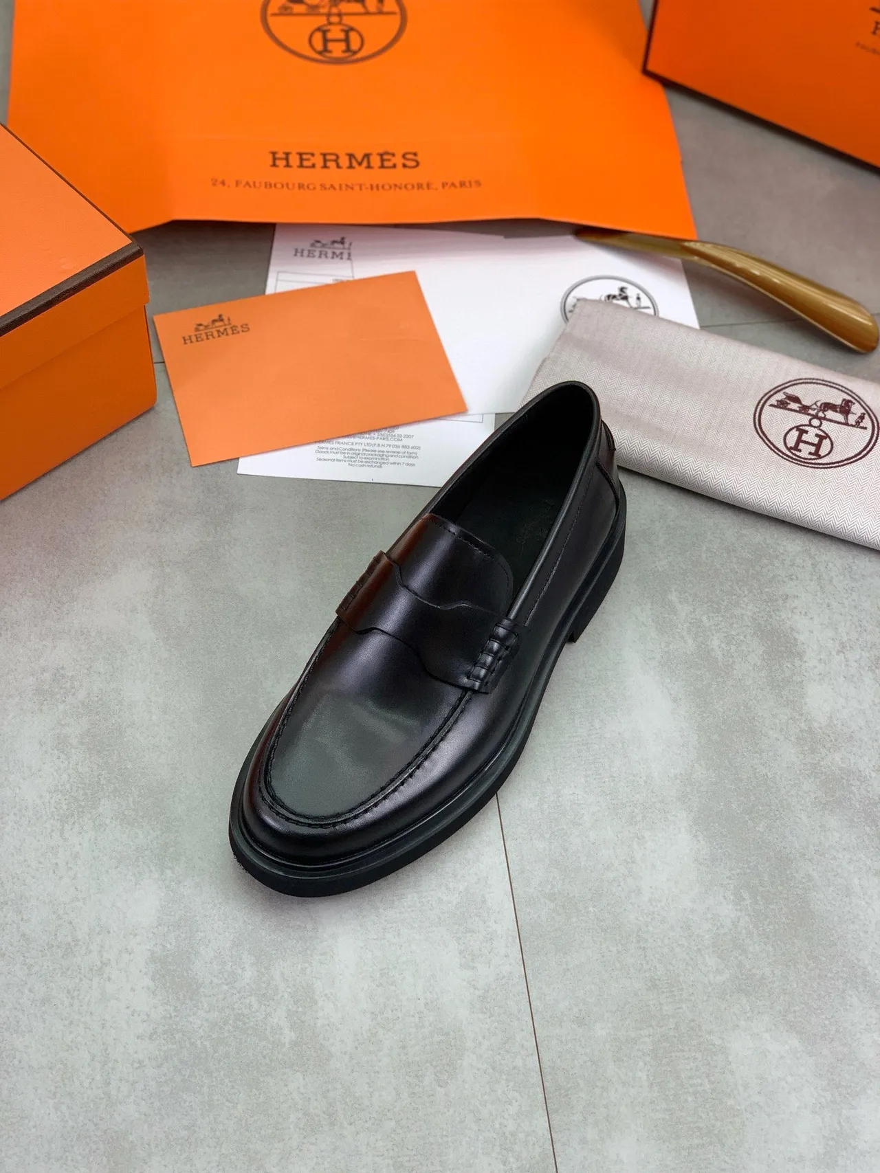 Hermès Oran Black Polished Leather Penny Loafer 3