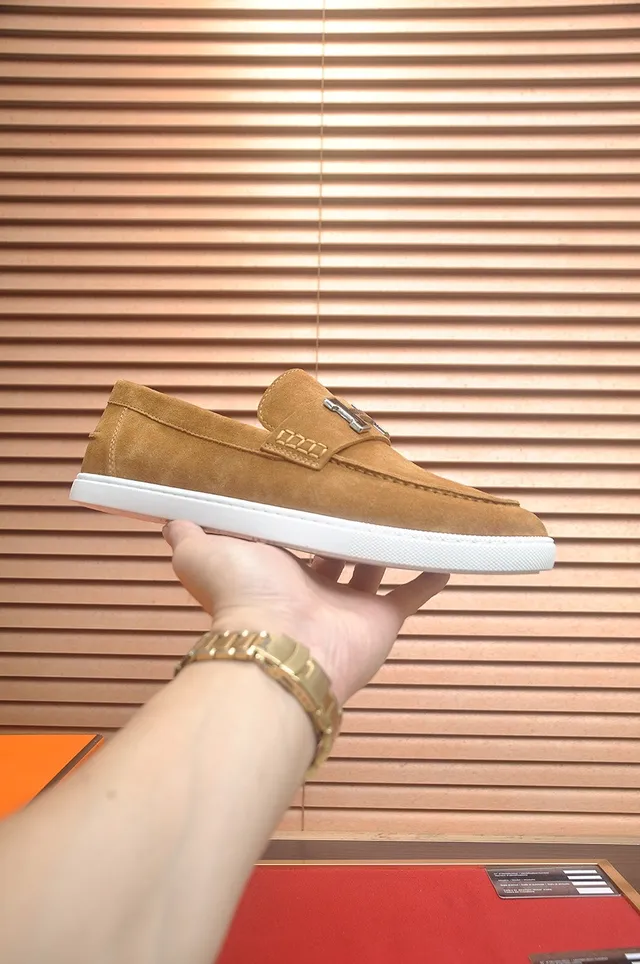 Hermès Oran Dessus en daim marron blanc boucle métallique en forme de H mocassin 4
