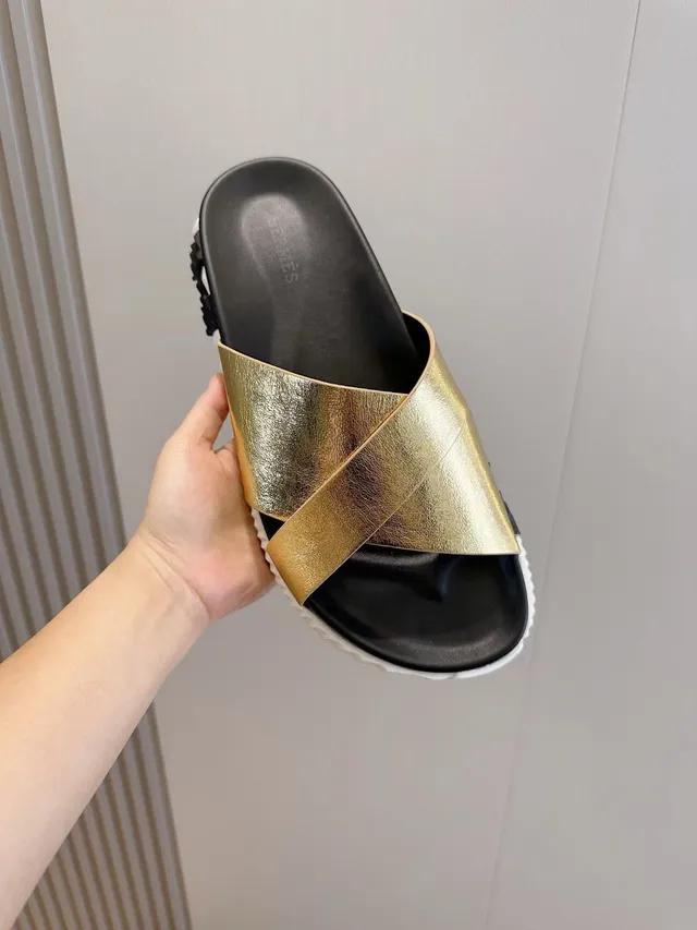 Hermès Oran Lanières Croisées Métalliques Dorées Noires Semelle Moulée Sandales 4