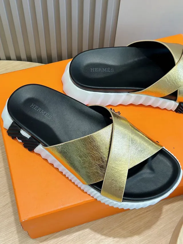 Hermès Oran Lanières Croisées Métalliques Dorées Noires Semelle Moulée Sandales 5