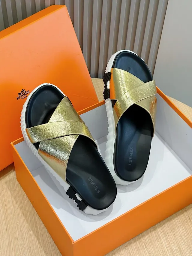 Hermès Oran Lanières Croisées Métalliques Dorées Noires Semelle Moulée Sandales 8
