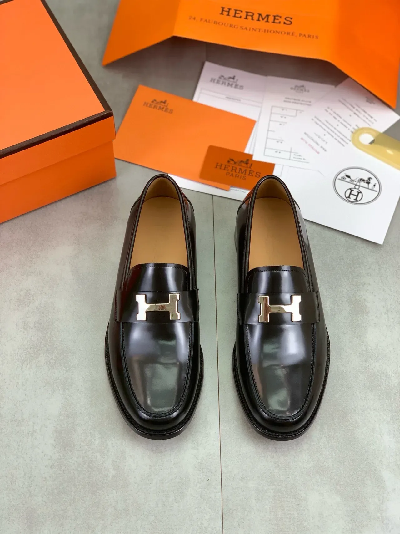 Hermès Oran Loafer Cuir Verni Noir H-Buckle 5