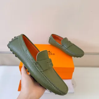 Hermès Oran Loafer Mocassim Verde Oliva Couro Granulado