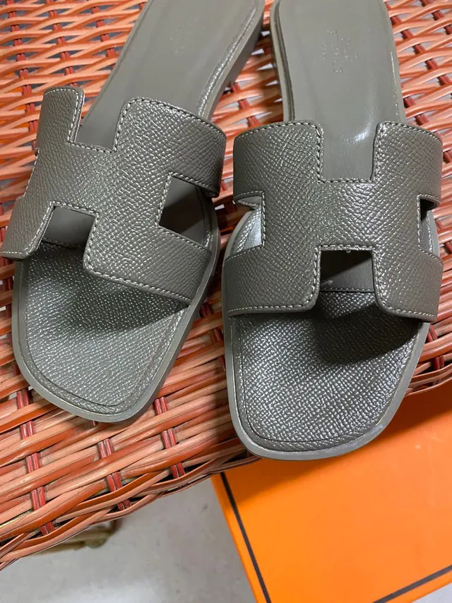 Hermès Oran Olive Green Leather H-Strap Slippers 6