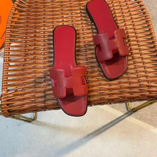 Hermès Oran Red Leather H-Strap Slippers