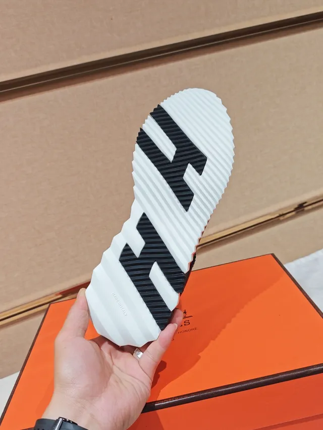 Hermès Oran Sneaker Black and White Lifestyle Sneakers 3