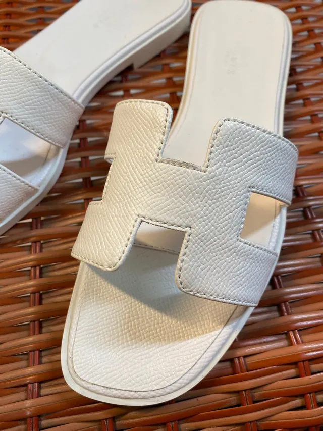 Hermès Oran White H-Strap Slippers 4