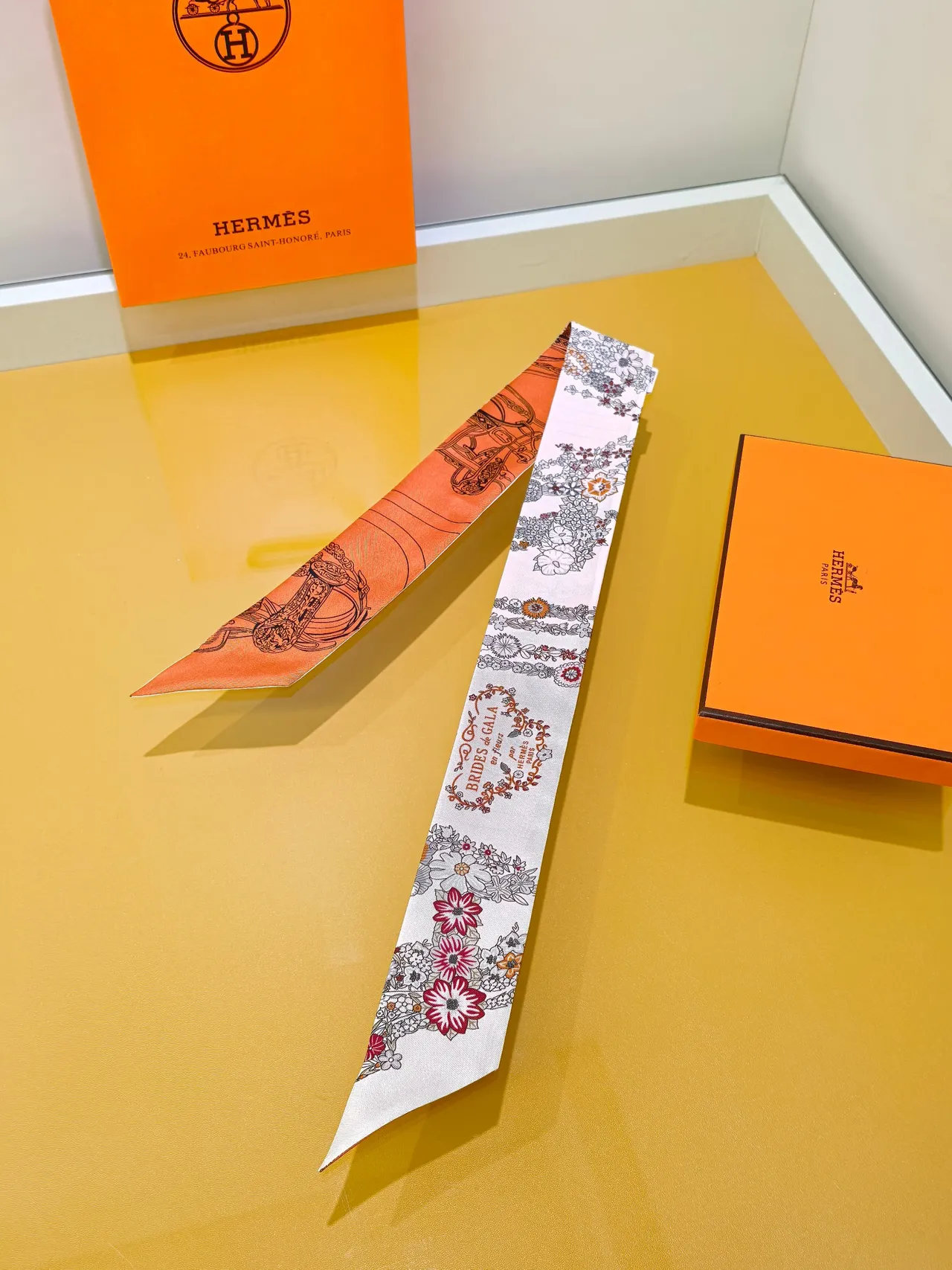Hermès TWILLY White Orange Narrow Printed Silk Scarf 7