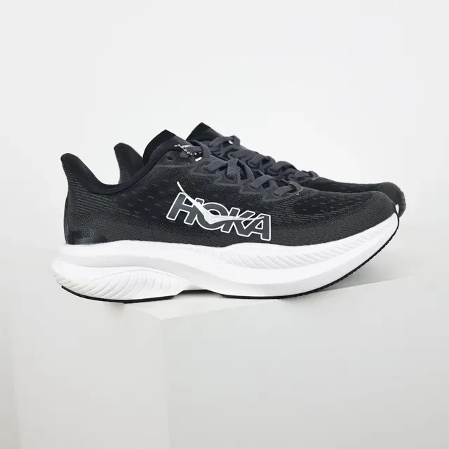 Hoka Zapatillas Running Negro Blanco Upper Knit Engineered Suela Media Gruesa 3