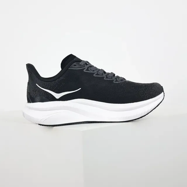 Hoka Zapatillas Running Negro Blanco Upper Knit Engineered Suela Media Gruesa 7