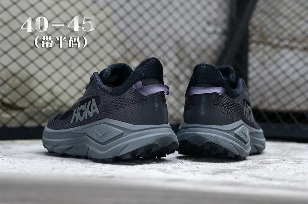 Chaussures de Running Hoka Clifton Noir Gris Haut en Tricot Engineered Semelle Milieu Épaisse Sculptée 6