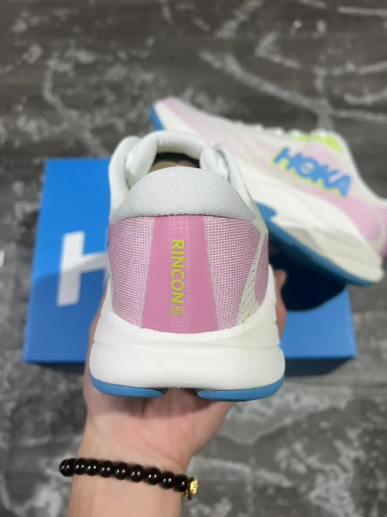 Hoka Rose Bleu Empeigne mesh ingénierie Sémelle intermédiaire épaisse cushionée Chaussures de course 8