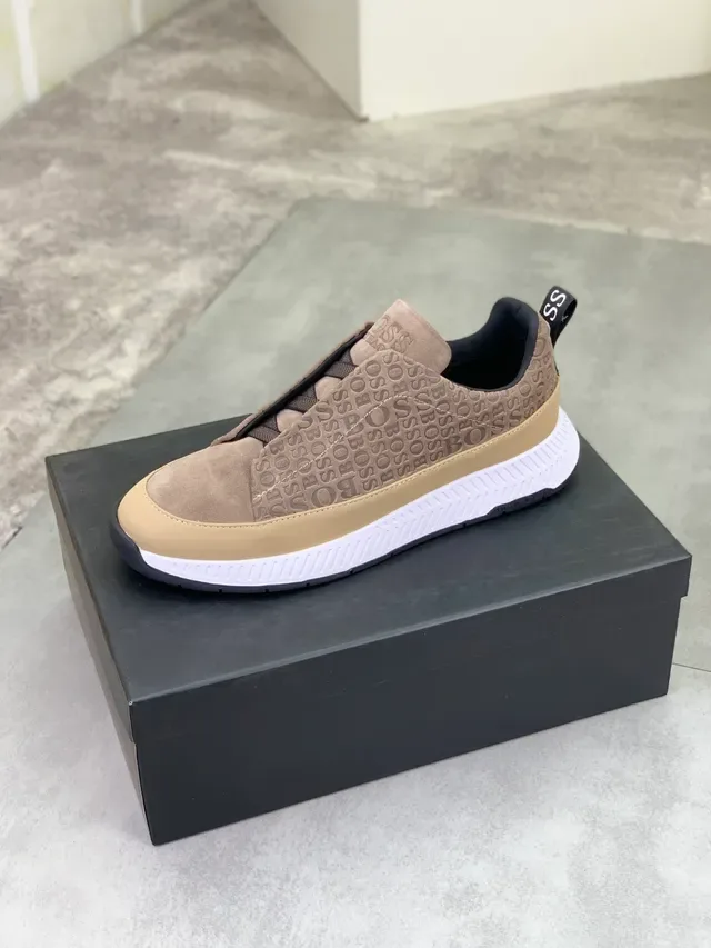 Hugo Boss Tênis Lifestyle Bege com Logo Embossado Sem Cadarço 4