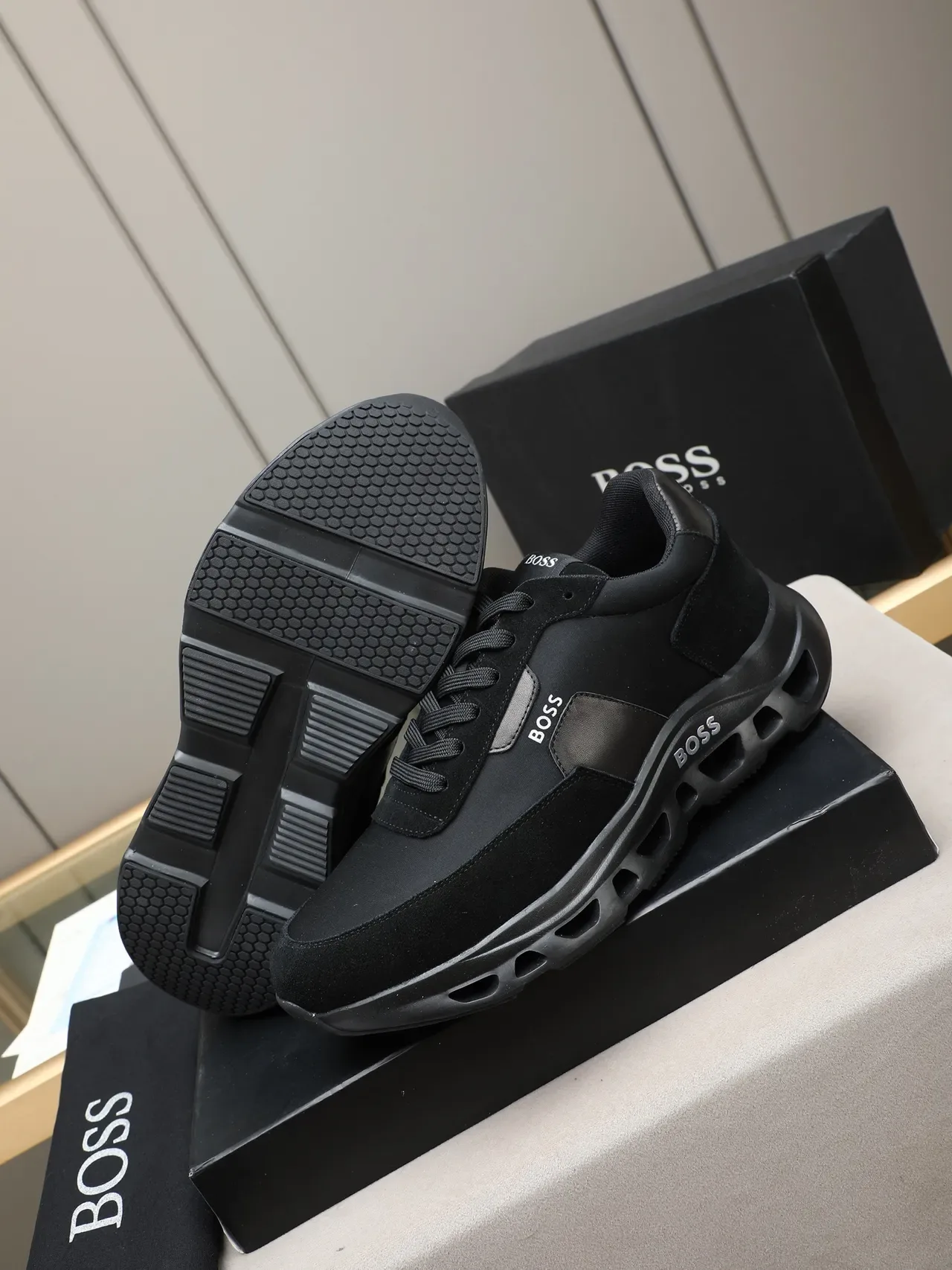 Hugo Boss Chaussures Lifestyle en Matériau Mixte Noir 4