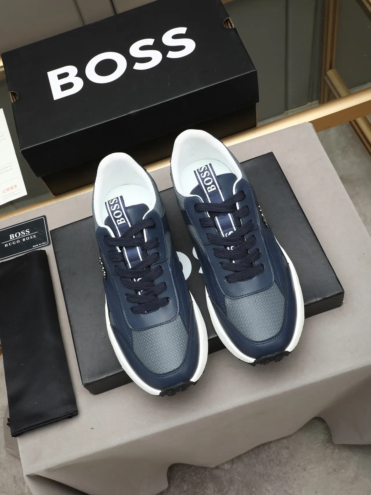 Hugo Boss Navy White Mixed-Material Upper Color Blocking Sneakers 3