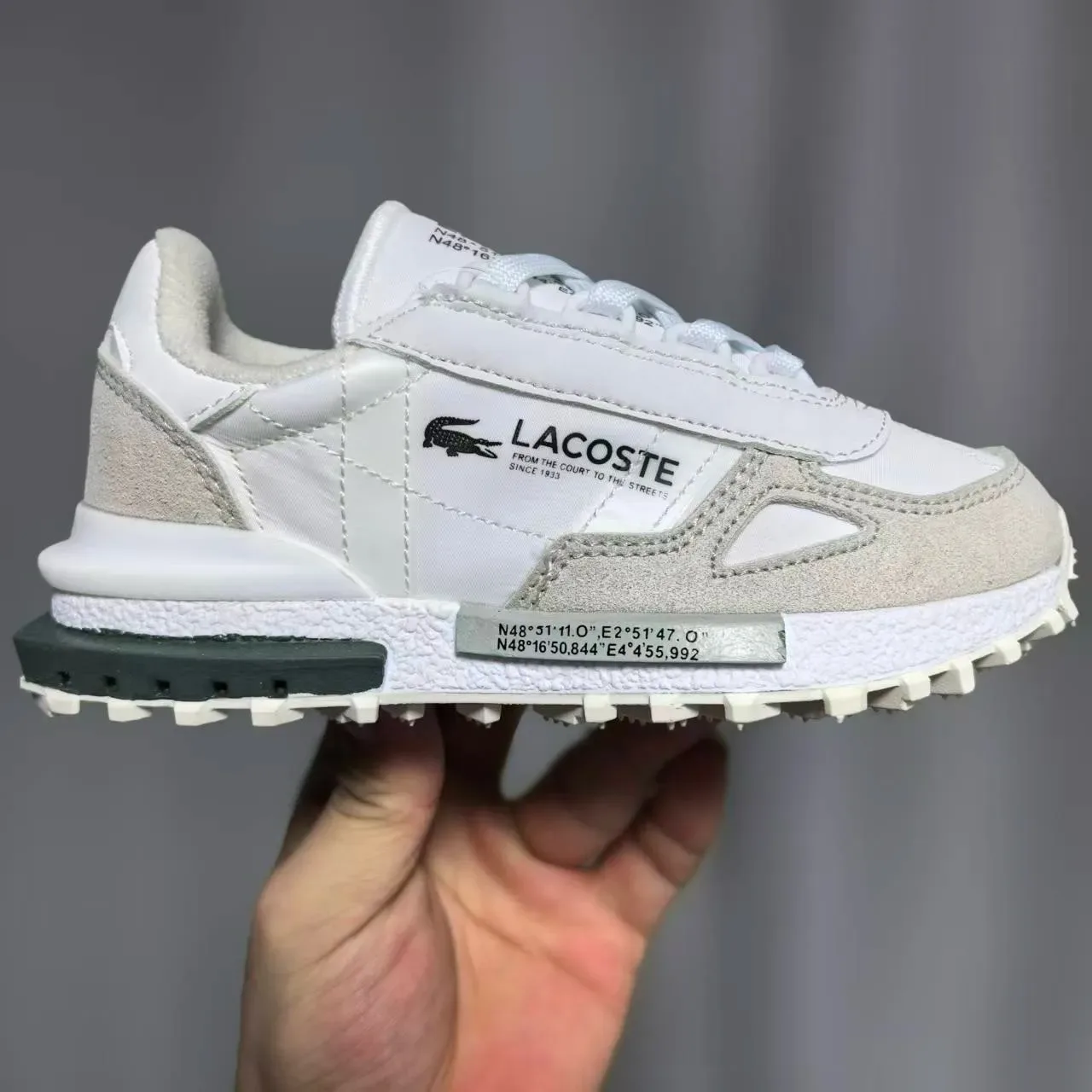 Lacoste Beige Vert Rétro Runner Silhouette Couches Synthétique Maille Supérieure Sneakers 3