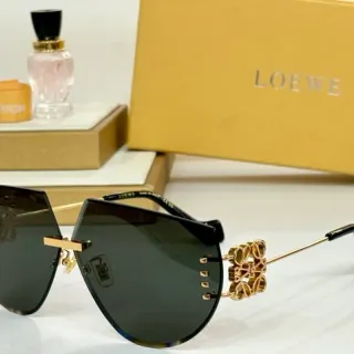 Loewe Anagram Negro Dorado Escudo Angular Silueta Motivo Gafas de sol