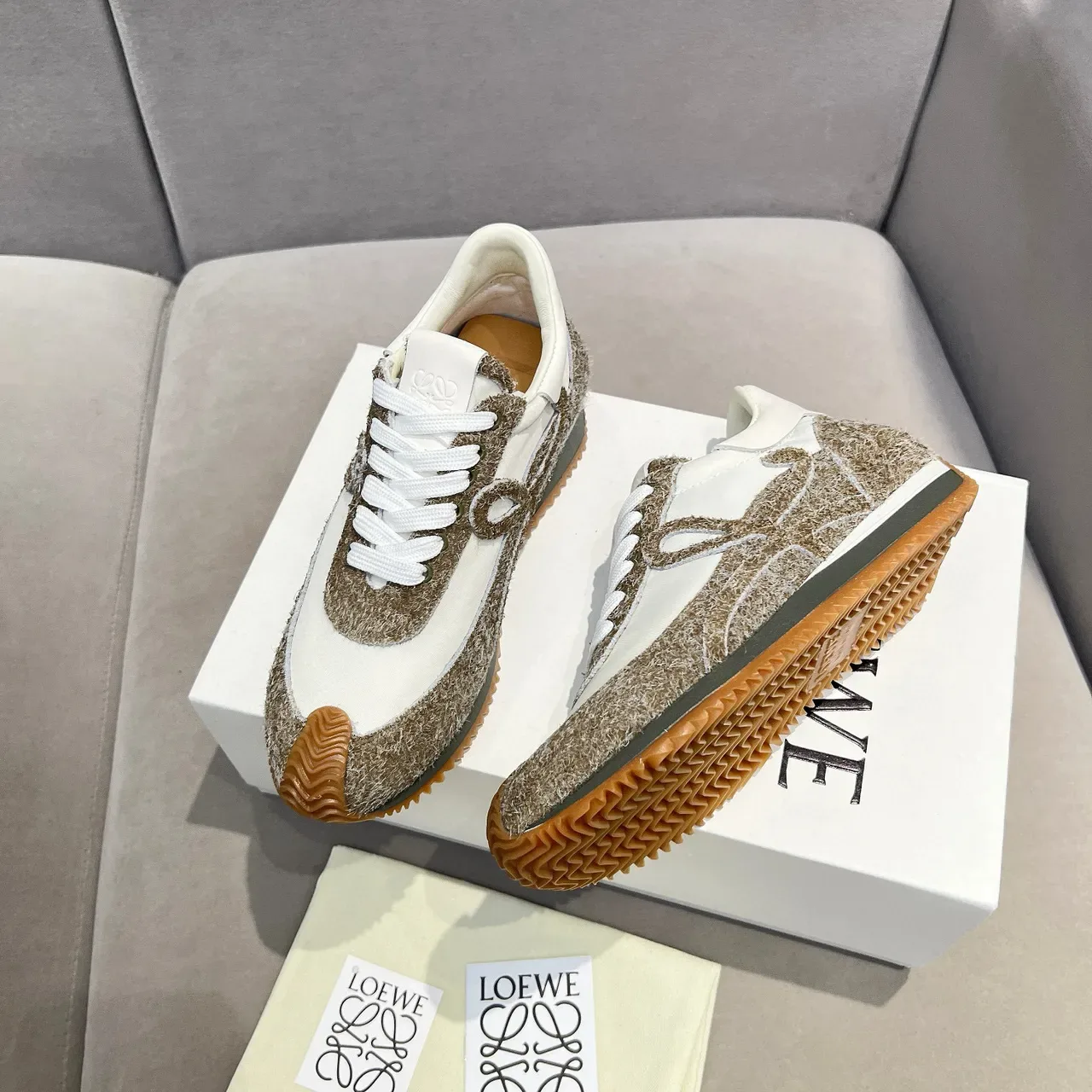 Loewe Flow Runner Chaussures Lifestyle à Texture Tressée Blanc Marron Orange 7
