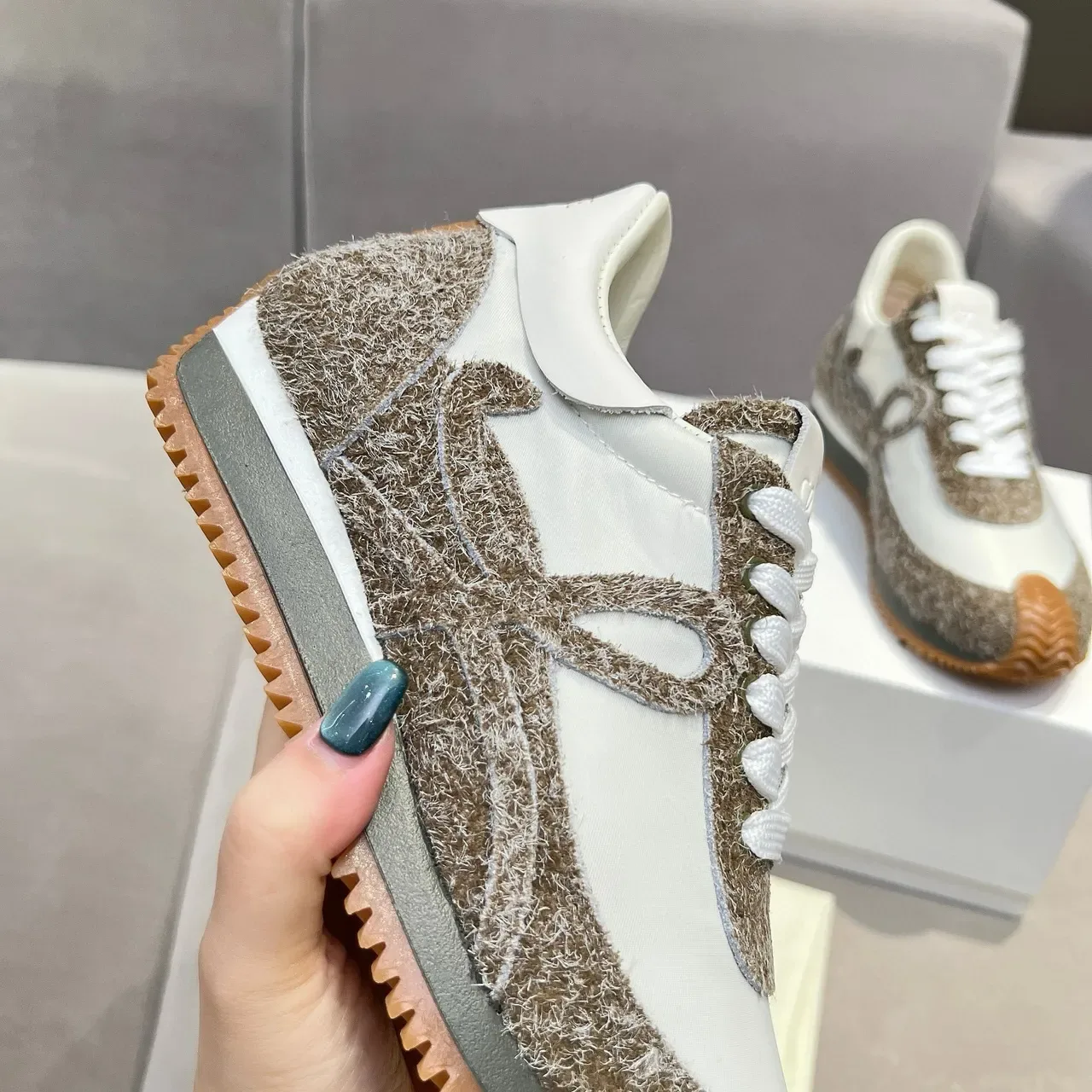 Loewe Flow Runner Chaussures Lifestyle à Texture Tressée Blanc Marron Orange 9