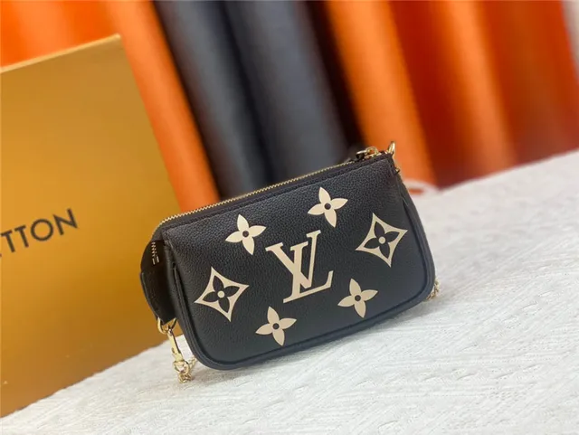 Louis Vuitton Beige Gold Monogram-Printed Leather Floral Motifs Chain Bag 16