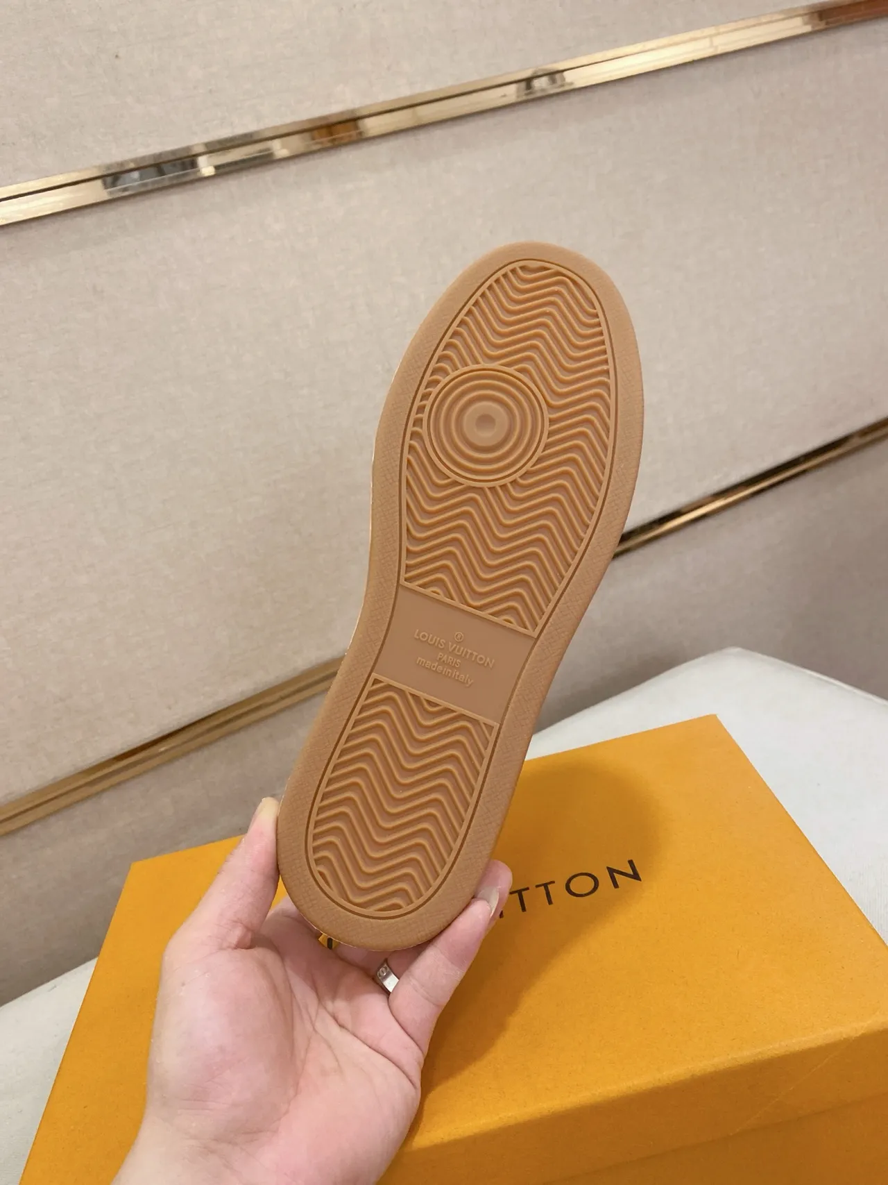 Louis Vuitton Beige White Perforated Diamond-Panel Leather Low-Top Lace-Up Lifestyle Sneakers 2