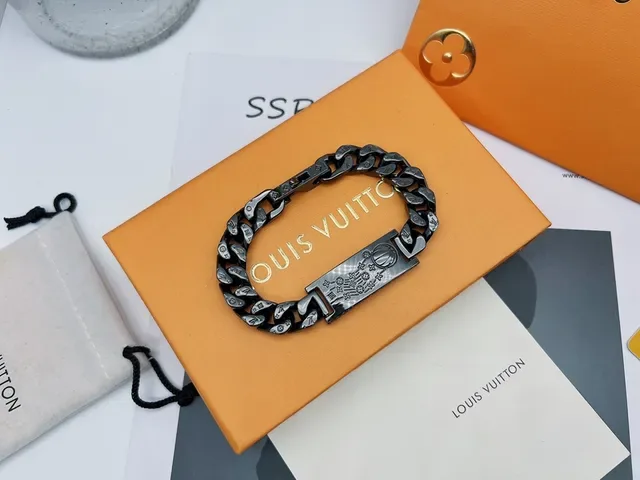 Louis Vuitton Black Engraved Monogram Curb-Link Bracelet 4