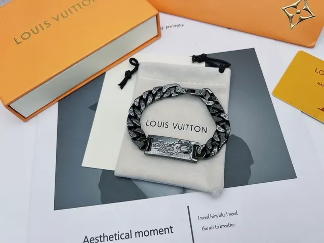 Louis Vuitton Black Engraved Monogram Curb-Link Bracelet 7