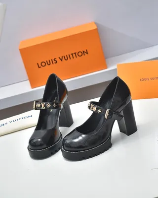 Louis Vuitton Chaussures noires dorées en cuir patenté brillant chunky block heel Mary Jane 4