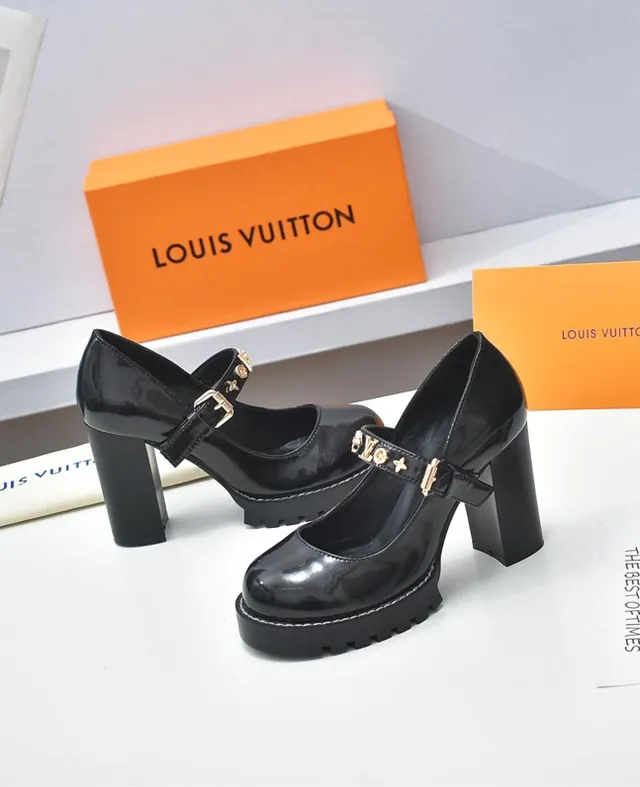 Louis Vuitton Chaussures noires dorées en cuir patenté brillant chunky block heel Mary Jane 7
