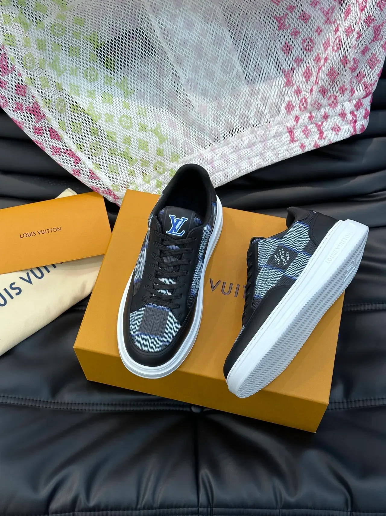 Louis Vuitton Black Gray Low-Top Platform Sole Lifestyle Sneakers 4