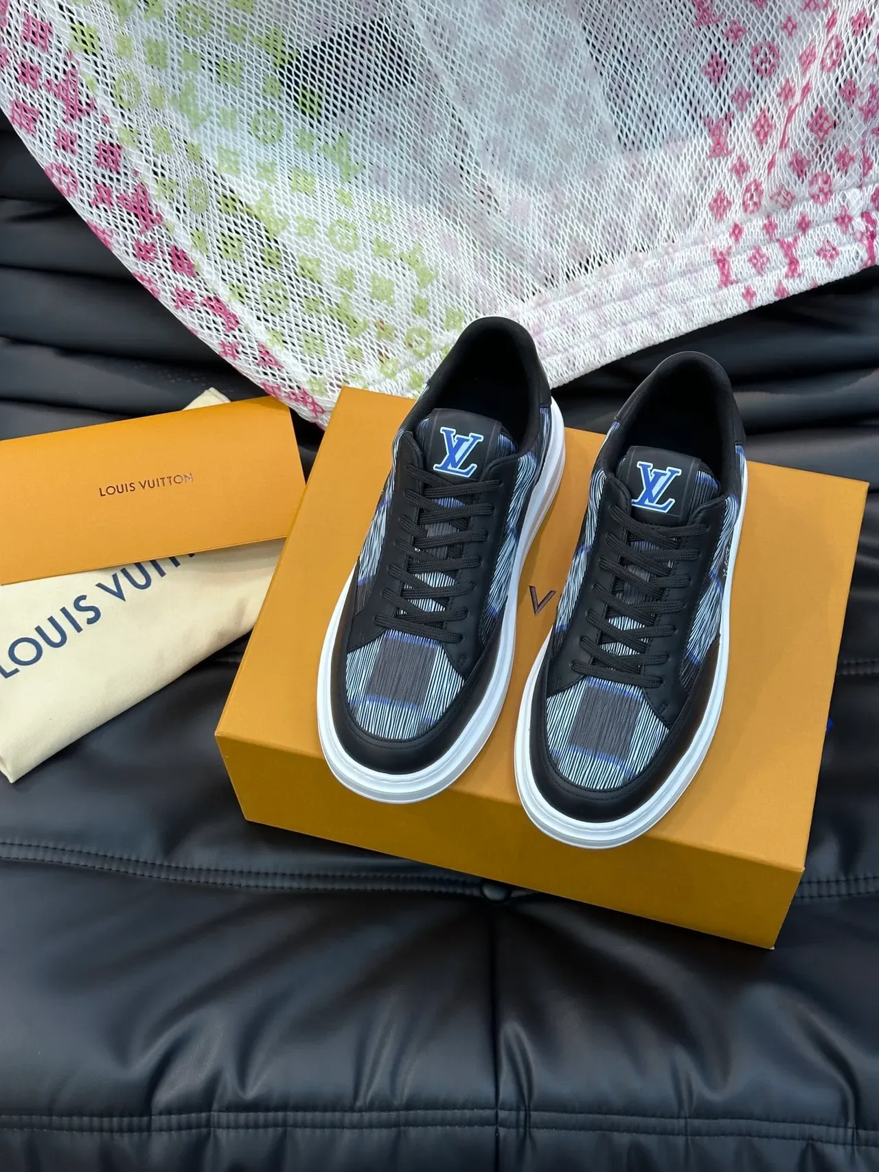 Louis Vuitton Black Gray Low-Top Platform Sole Lifestyle Sneakers 5