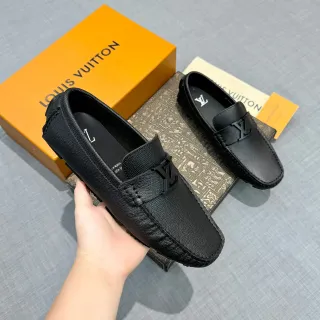 Louis Vuitton काली चमड़ी LV Buckle Loafer