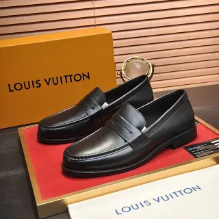 Louis Vuitton काला चमड़ा Penny Strap लोफर