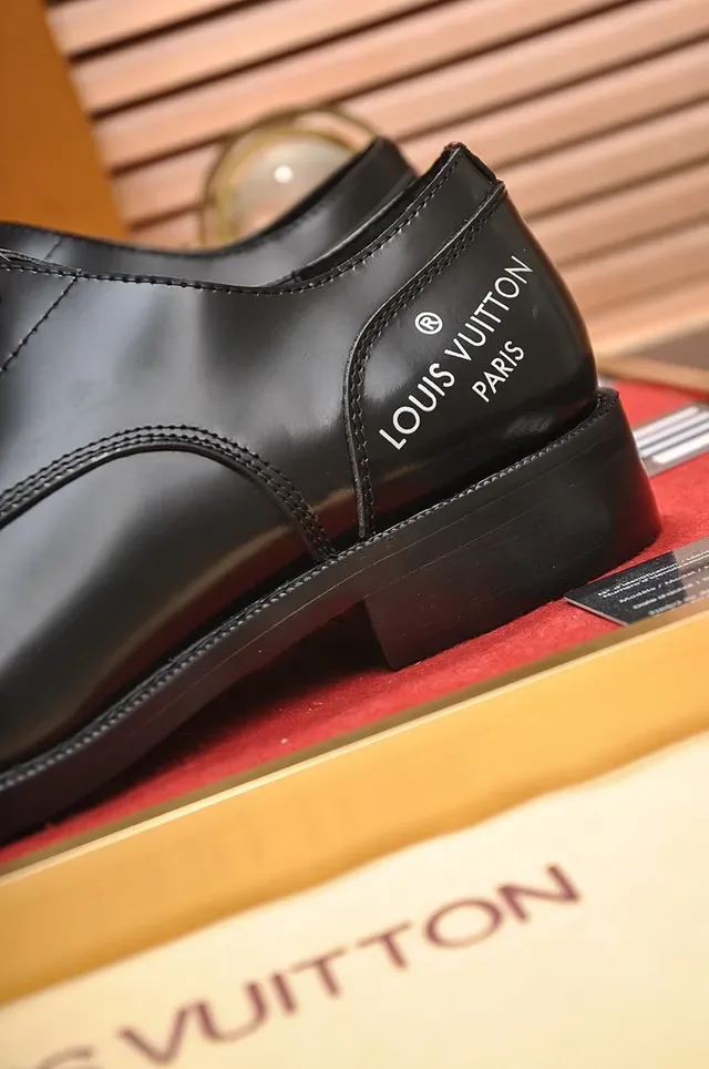 Louis Vuitton Chaussures Oxford Cuir Poli Noir Embout 2