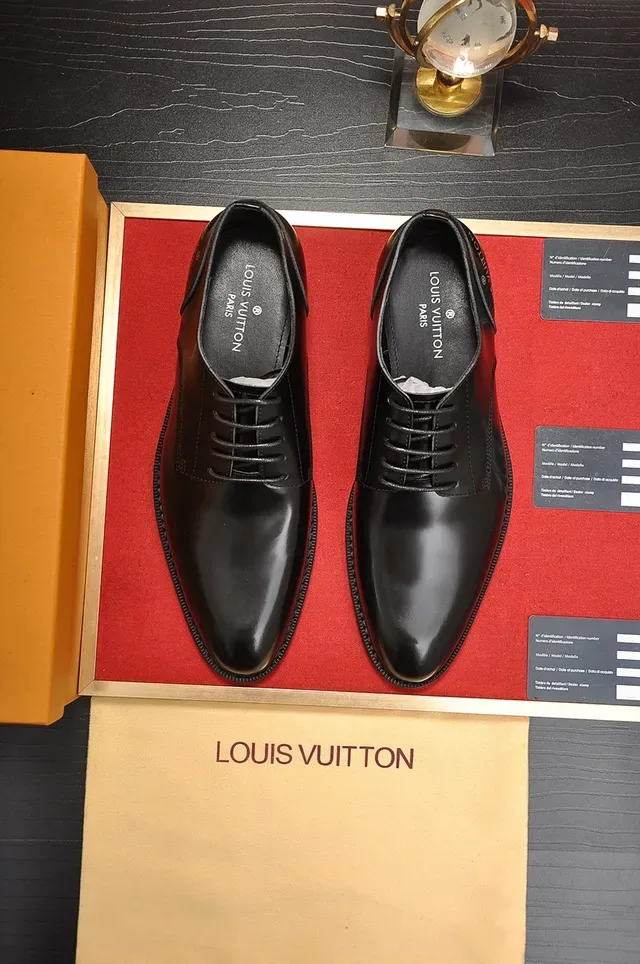 Louis Vuitton Chaussures Oxford Cuir Poli Noir Embout 5