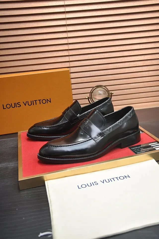 Louis Vuitton Black Polished Leather Monogrammed Strap Loafer 4